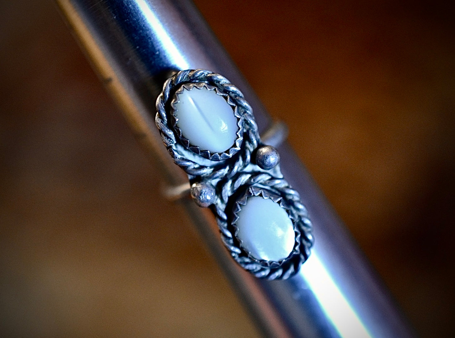 Mother of Pearl Silver Ring • Vintage