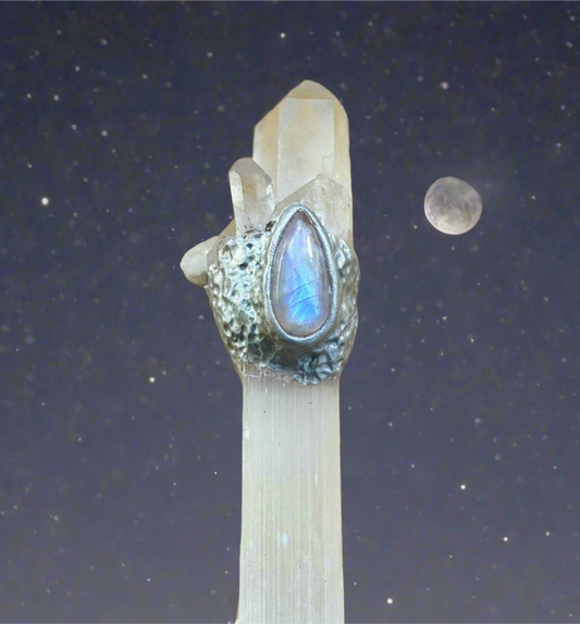 Selene • Handmade Wand