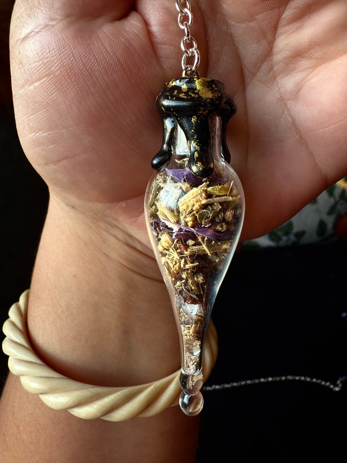 Mystic’s Magick Pendulums • Psychic Herb Blend