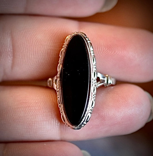 Black Obsidian in Silver Ring • Vintage