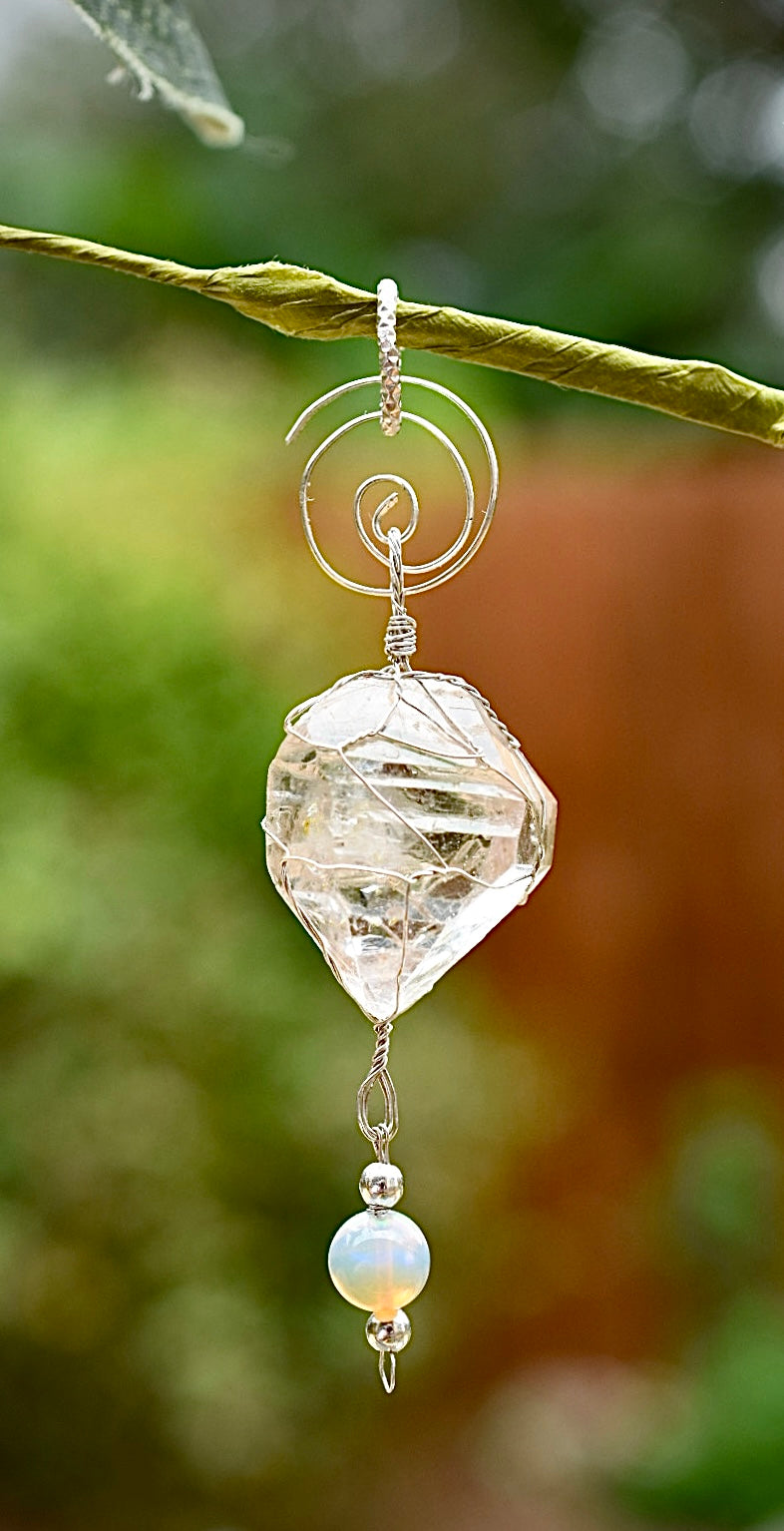 UV Petroleum Quartz & Opal Pendant