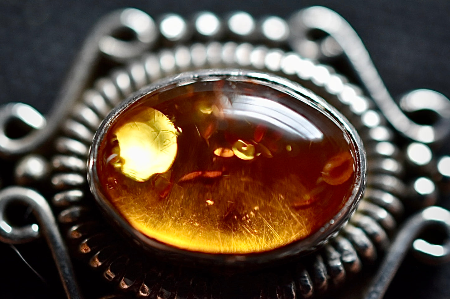 Amber Pendant • Vintage