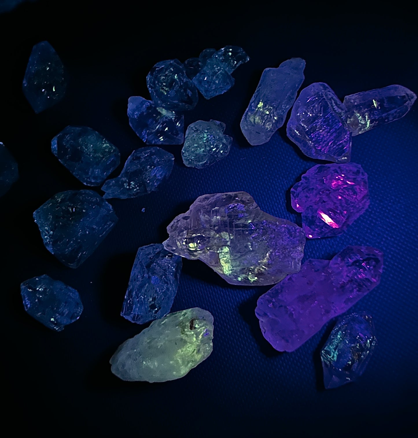 UV Petroleum Quartz