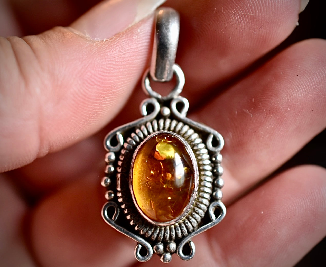 Amber Pendant • Vintage